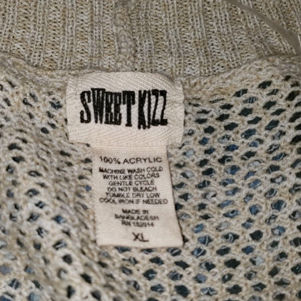 Cardigan - Picture 2 of 2